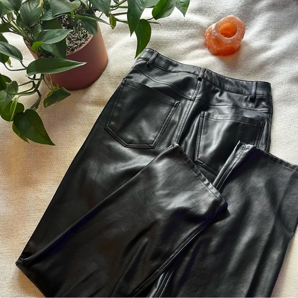 DYNAMITE (fake) Leather Pants - Picture 5 of 8